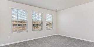 15741 Country House St Gallery 11