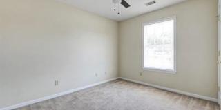 Beautiful duplex 3 bedroom 2 bath!! Gallery 1