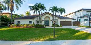 8235 NW 157th Ter Gallery 1