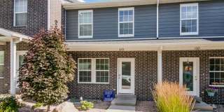 Spacious 3 Bed, 2.5 Bath Pet-Friendly Home with Central Air & Carport Parking! - Available on May 11th! Gallery 1