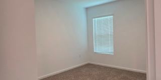 Beautiful 4 Bedroom in desirable Grand Reserve Community Gallery 11