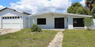 111 POINSETTIA CIR NE 111 POINSETTIA CIR NE Gallery 1
