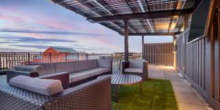 The Esquire on Fifth Gallery 12