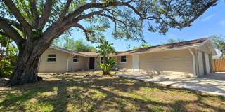 Charming 2BR/ 2BA/ 2 Car Garage - Near Phillippi Creek Charming 2BR/ 2BA/ 2 Car Garage - Near Phillippi Creek Gallery 3