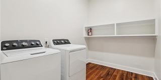 1725 ROBERT C BLAKES SR Drive Gallery 23