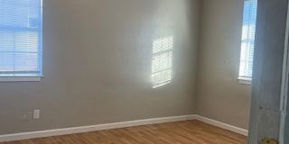 Great 3 Bedroom 1 Bathroom Home Near the Fairgrounds! Gallery 13