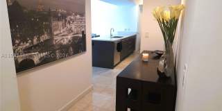 500 Brickell Ave Gallery 3