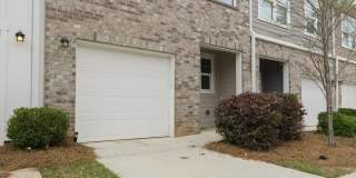 1677 Vernon Boulevard Gallery 1