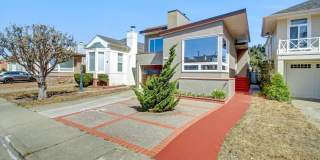 Spacious Westlake Home Gallery 32