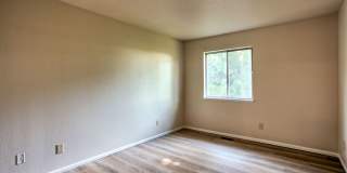 3025 W. Stuart Gallery 15