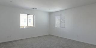 6432 Spiced Butter Rum Street Gallery 14