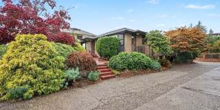 5Bd/3Ba Seattle Home 5Bd/3Ba Seattle Home Gallery 1