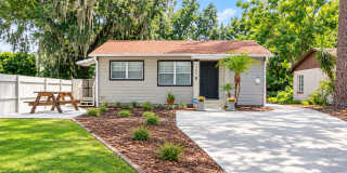 Delaney Park One bedroom with an office available September 7, 2026 Gallery 1