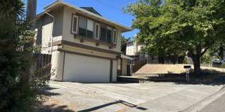 Remodeled 4 Bedroom, 2.5 Bath Home Gallery 1