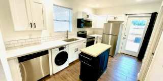 1402 East McKinley Street Gallery 1