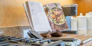 80305 Cedar Crest Gallery 12