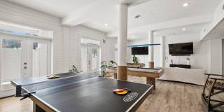 204 Sandstone St Gallery 44