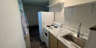 Creekside Apartments Gallery 1