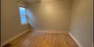 Hoff - 05 - 1527 Ferry Street Gallery 1