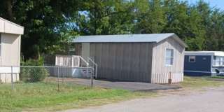 209 S Avenue B Gallery 1
