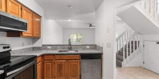 330 SUNRISE Circle Gallery 13