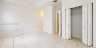 2929 SE 2nd St Gallery 24