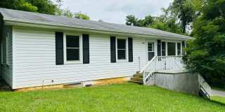 3 Bedroom, 1 Bath House Gallery 9