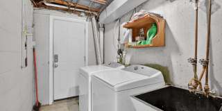 5432 VICARIS Street Gallery 21