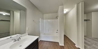 Very Nice 4 Bedroom 2 Bath Home in Yukon Schools. Gallery 12