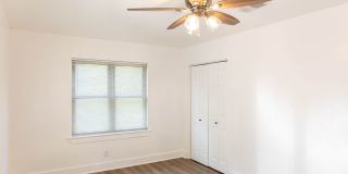 2321 Laverne Avenue Gallery 10