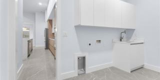 142 SW 33rd Place Gallery 33