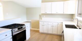 Modern Renovated Single Story 3-Bedroom, 2-Bathroom House Gallery 7