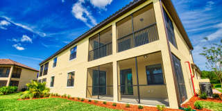 Annual Unfurnished Rental – Coach Home 3 Bedrooms, 2 Baths, 2 Car Garage, with Resort Like Amenities – Gran Paradiso Community! Gallery 16