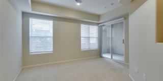 50 SERENE Avenue Gallery 3