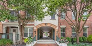 Roebling Row Gallery 100