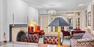 152 N MAIN Street Gallery 16