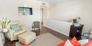 811 W Oakland Park Boulevard Gallery 19