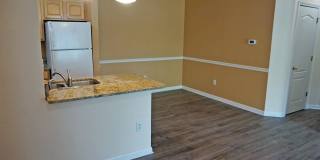 12914 University Crescent 12914 University Crescent Gallery 4