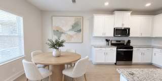 1205 Ginsburg Lane Gallery 1
