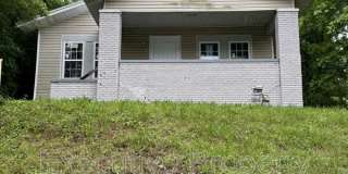 513 Oak Place Gallery 1