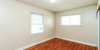 5500 Ehrling Road Gallery 8