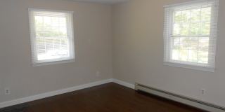 1651 River Road Gallery 9