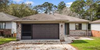 Modern Comfort in the Heart of Niceville! Gallery 1