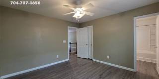 15417 Tully House Court Gallery 16