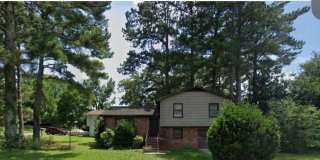 3 BR/2BA | Newly Renovated Single Family Home |  1-Car Garage Parking | Fenced yard | In Jonesboro! Gallery 1