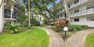 Beautiful 2-Bedroom 2-Bath Condo with Lake View Gallery 1
