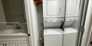 1200 SW 124th Ter Gallery 9