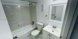 8429 Forest Hills Dr Gallery 21