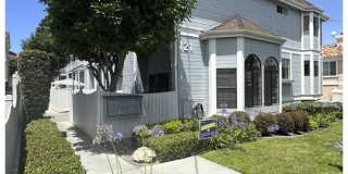 121 South Juanita Avenue 121 South Juanita Avenue Gallery 1