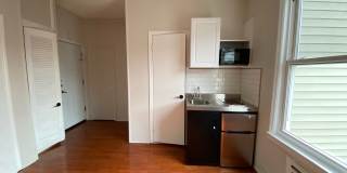 214 Howe Ave - 2L-Studio Gallery 1